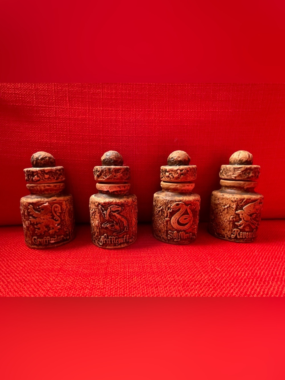 Harry Potter Hogwarts House Potions Set jars